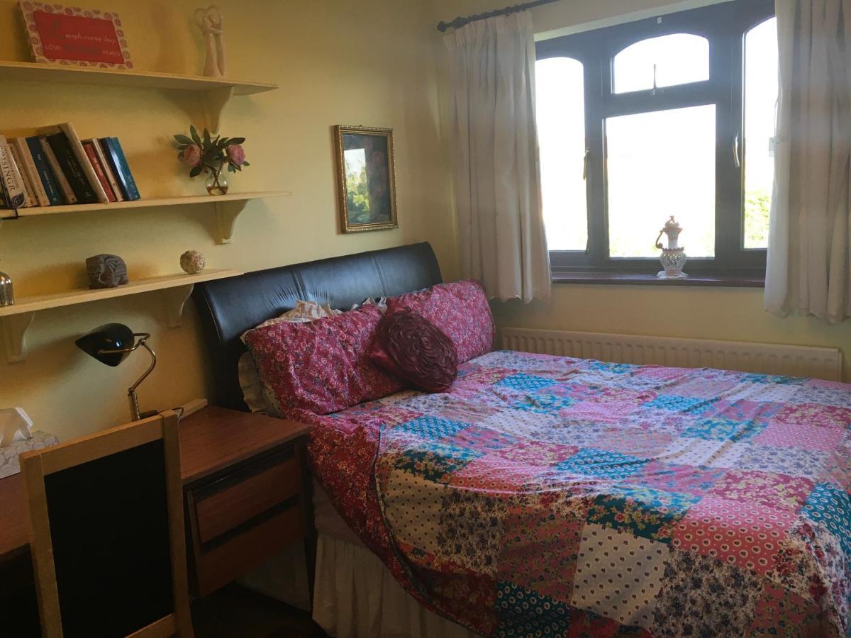 The Cedars House B&B Нанитон Екстериор снимка